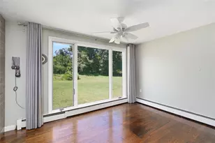 255 John Dyer Rd, Little Compton, RI 02837 - Photo 9