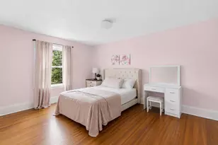 165 Briggs St, Providence, RI 02905 - Photo 13