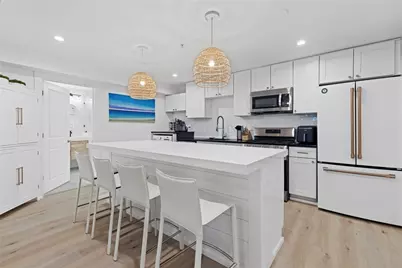 426 Spring Street #B101, Newport, RI 02840 - Photo 5