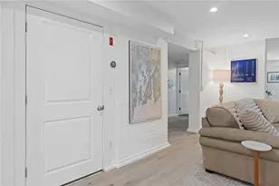 426 Spring St, Newport, RI 02840 - Photo 25