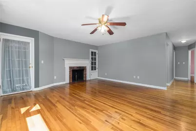 7 Restmere Terrace #A, Middletown, RI 02842 - Photo 3