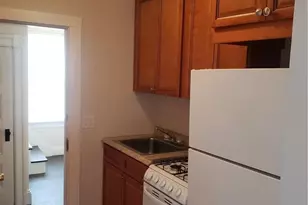 623 Pontiac Ave, Cranston, RI 02910 - Photo 3