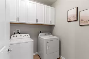 141 E Pt Dr, East Providence, RI 02916 - Photo 15