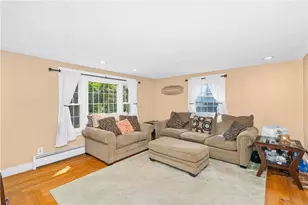 538 Bound Rd, Woonsocket, RI 02895 - Photo 3