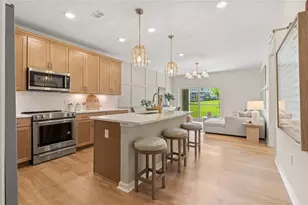 141 E Pt Dr, East Providence, RI 02916 - Photo 3