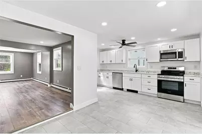 53 Pell Avenue, Warwick, RI 02888 - Photo 7