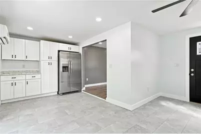 53 Pell Avenue, Warwick, RI 02888 - Photo 5