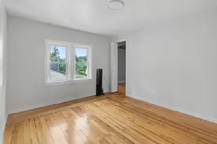 69 Hull St, Warwick, RI 02888 - Photo 17