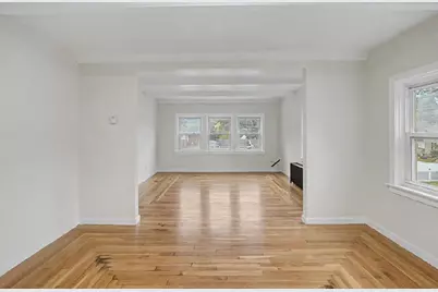 69 Hull Street, Warwick, RI 02888 - Photo 5