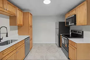 69 Hull St, Warwick, RI 02888 - Photo 9