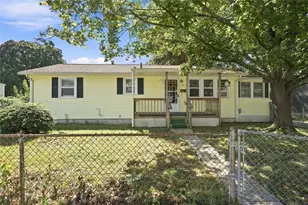 102 Community Rd, Warwick, RI 02889 - Photo 1