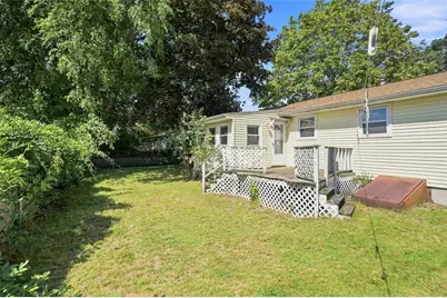 102 Community Road, Warwick, RI 02889 - Photo 3