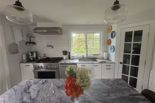 52 Elm Rd, South Kingstown, RI 02879 - Photo 9