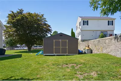 40 Walnut Street, Tiverton, RI 02878 - Photo 7