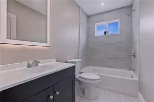 86 Lynch St, Providence, RI 02908 - Photo 27