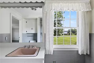 250 Rumstick Rd, Barrington, RI 02806 - Photo 39