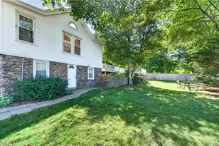 392 Bradford Rd, Westerly, RI 02808 - Photo 21