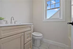 79 Croade St, Warren, RI 02885 - Photo 21