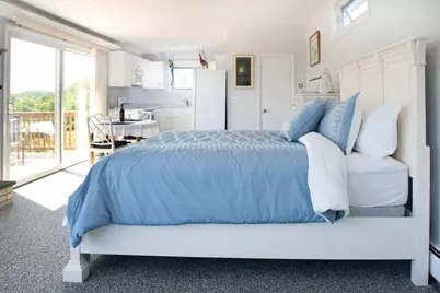 182 Bayview Avenue, Portsmouth, RI 02871 - Photo 11