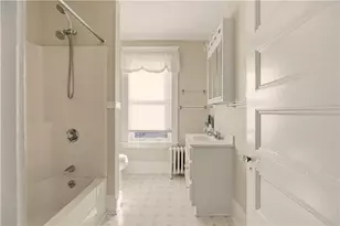 7 Warner Pl, Newport, RI 02840 - Photo 27