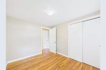 77 Surrey Lane, North Kingstown, RI 02852 - Photo 9