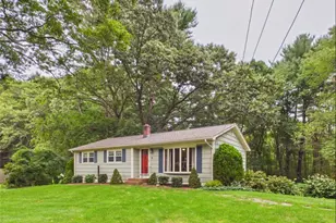 77 Surrey Ln, North Kingstown, RI 02852 - Photo 1