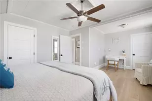 4 Vaughan Ave, Newport, RI 02840 - Photo 11