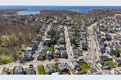 4 Vaughan Avenue, Newport, RI 02840 - Photo 5