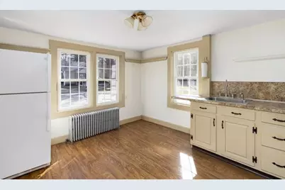 1896 Middle Road, East Greenwich, RI 02818 - Photo 9