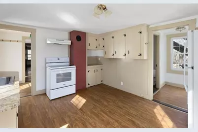 1896 Middle Road, East Greenwich, RI 02818 - Photo 7