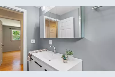 40 Sachem Road, North Kingstown, RI 02852 - Photo 15