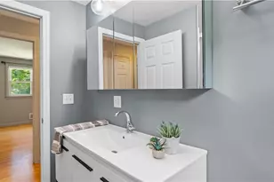 40 Sachem Rd, North Kingstown, RI 02852 - Photo 15