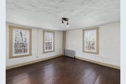1896 Middle Road, East Greenwich, RI 02818 - Photo 17