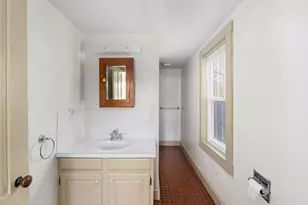1896 Middle Rd, East Greenwich, RI 02818 - Photo 15