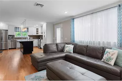 6 Varnum Avenue, Bristol, RI 02809 - Photo 5
