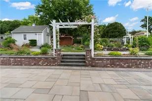 6 Varnum Ave, Bristol, RI 02809 - Photo 25