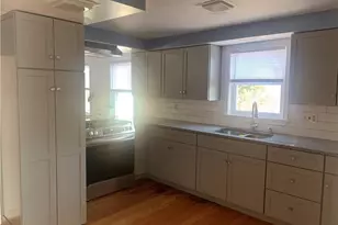 20 Farm St, Providence, RI 02908 - Photo 23