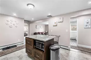 60 Hendrick St, Providence, RI 02908 - Photo 7