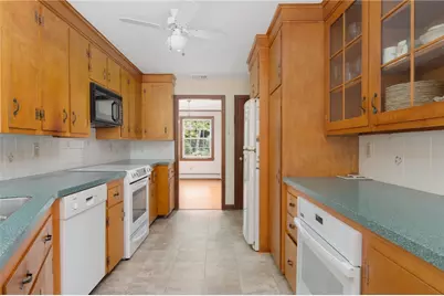 66 Berry Lane, Bristol, RI 02809 - Photo 11