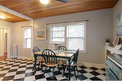 28 Narragansett Avenue #1, Newport, RI 02840 - Photo 7