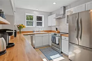 152 Tuckerman Ave, Middletown, RI 02842 - Photo 13