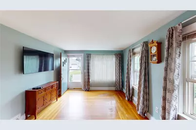 19 Paul Street, Pawtucket, RI 02861 - Photo 5