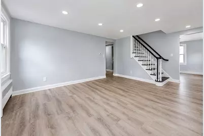 95 Ames Street, Pawtucket, RI 02861 - Photo 9