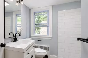 95 Ames St, Pawtucket, RI 02861 - Photo 15