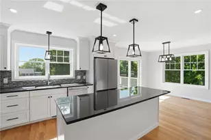 4 Teresa Ann Crossing, West Warwick, RI 02893 - Photo 5