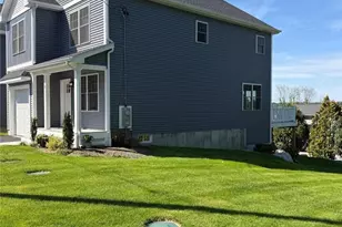 8 Teresa Ann Crossing, West Warwick, RI 02893 - Photo 3