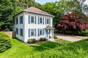 475 Woodruff Ave, South Kingstown, RI 02879 - Photo 1