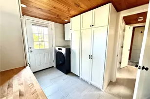 35 Island Ave, Portsmouth, RI 02871 - Photo 17