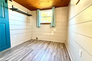 35 Island Ave, Portsmouth, RI 02871 - Photo 11