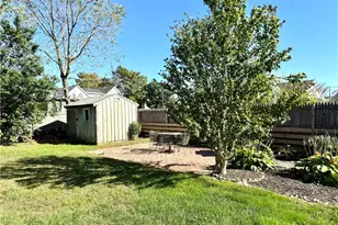 35 Island Ave, Portsmouth, RI 02871 - Photo 23